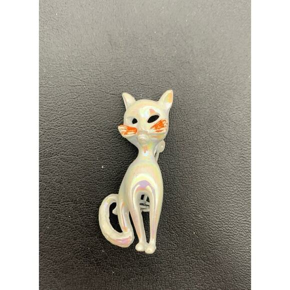 Vintage White Luster Iridescent Cat Shaped Brooch - Picture 2 of 4